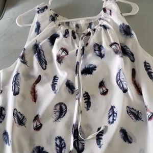 Sleeveless feathered top